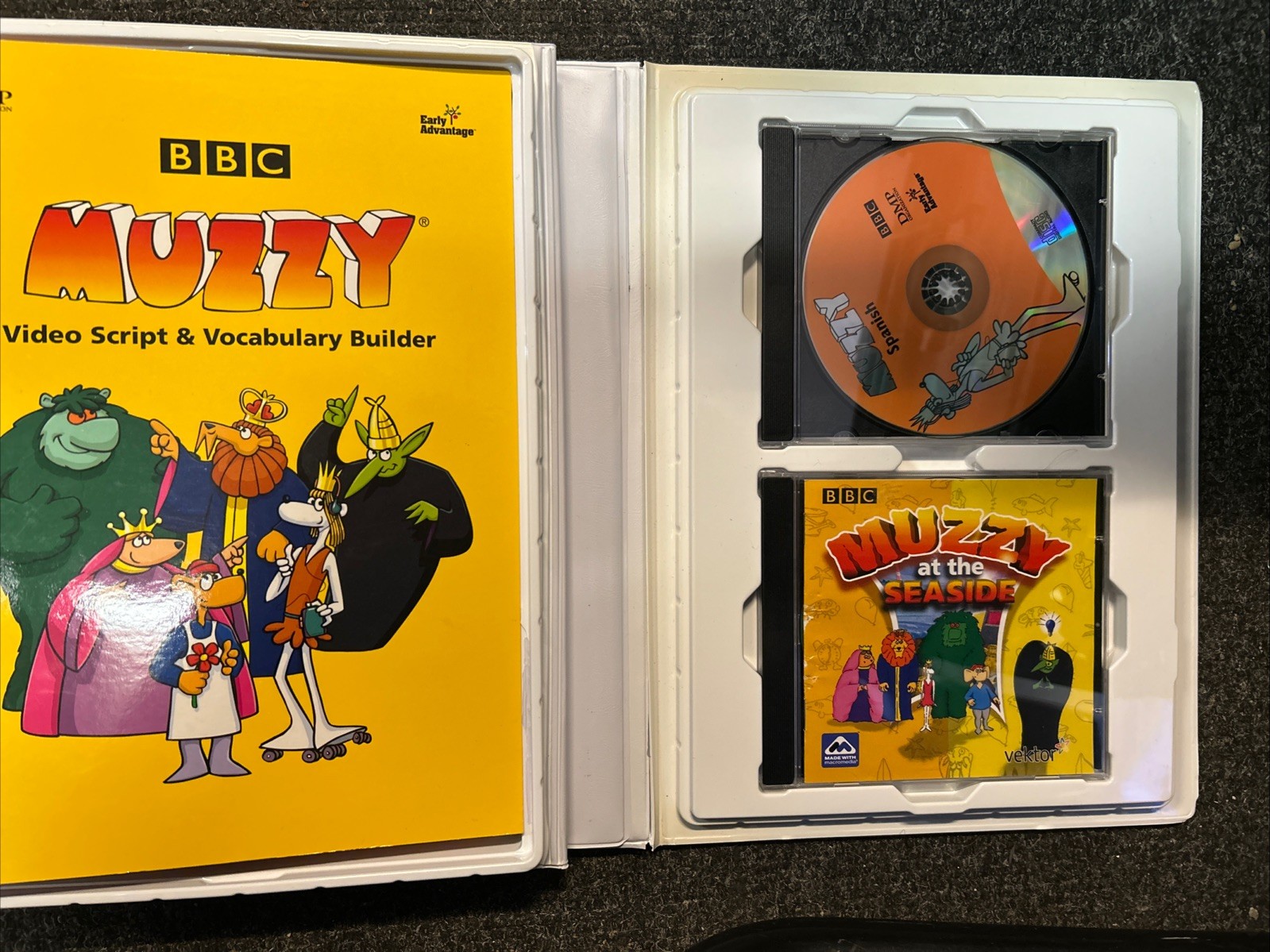 MUZZY BBC Language Course For Children Level 1 SPANISH w/ 4 DVDs 2 CDs Book Set
