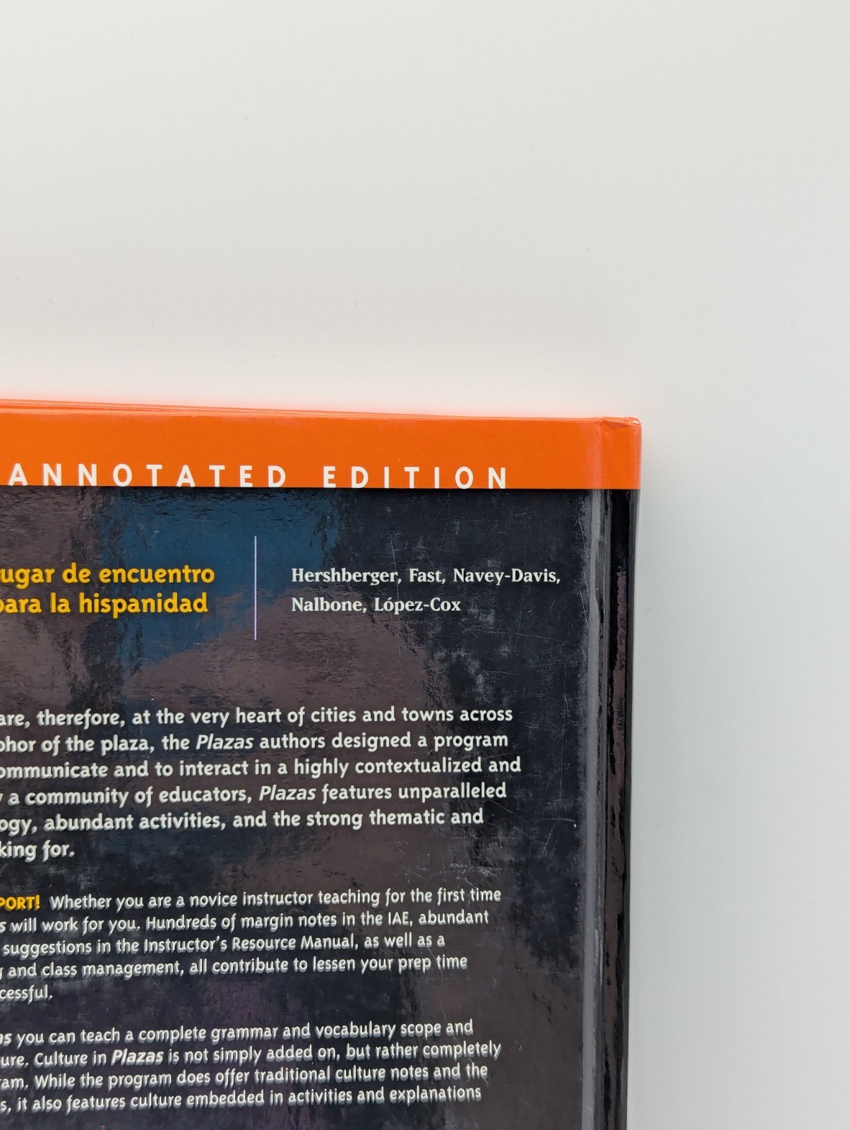Plazas : Lugar de encuentro para la hispanidad 2001 Hardcover Instructor’s