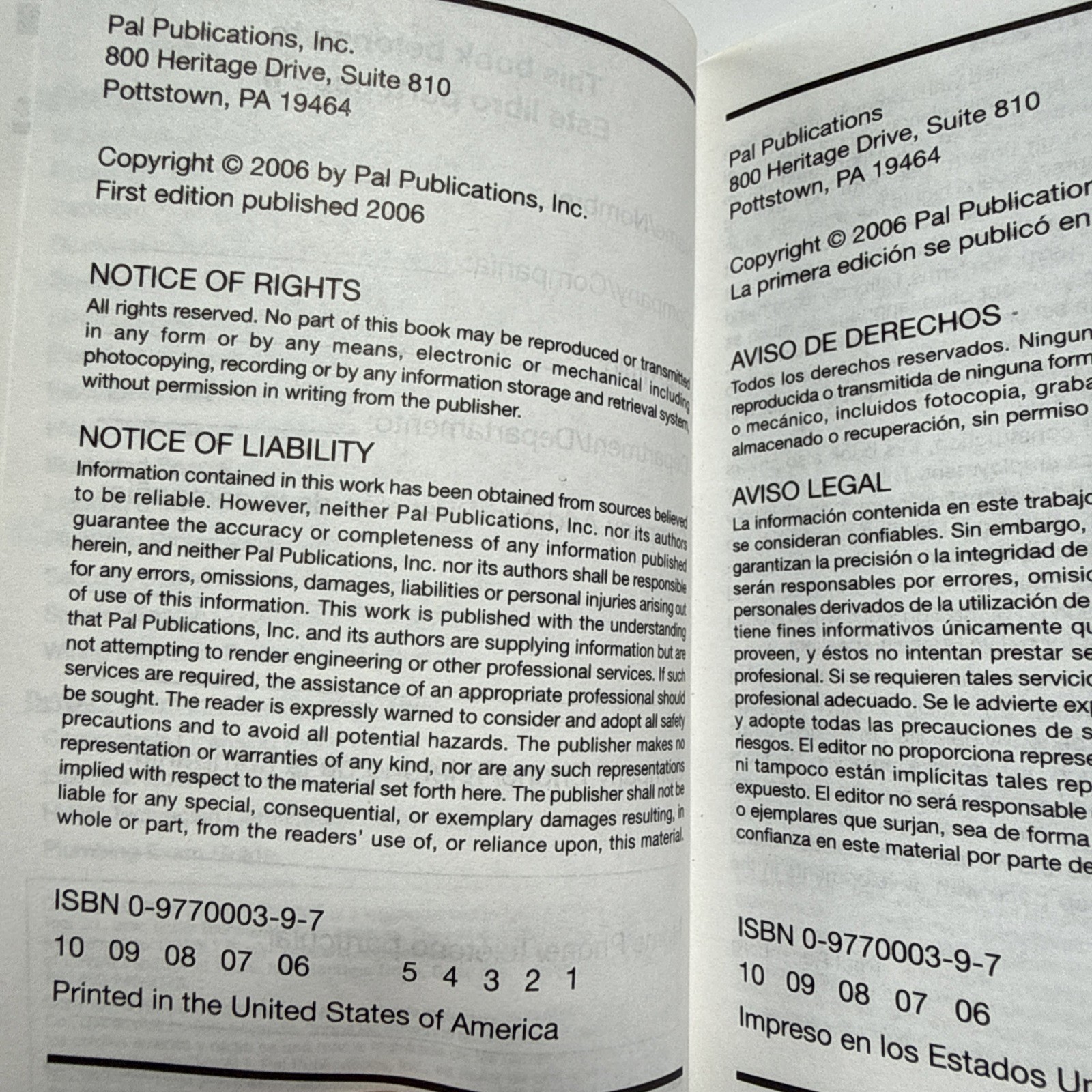 DEWALT Spanish/English Construction Dictionary: Illustrated Edition