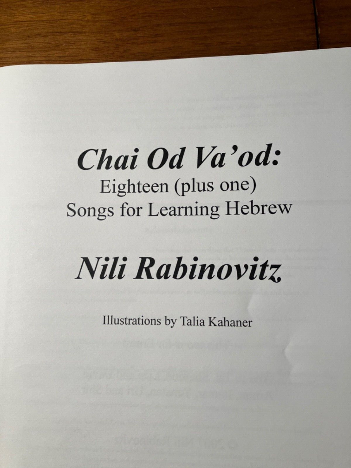 18+1, A songbook in Hebrew & Eng. by Nili Rabinovitz to help in learning Hebrew