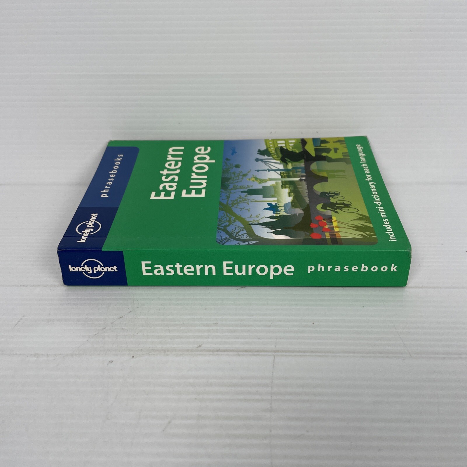 LONELY PLANET – Eastern Europe Phrasebook (Lonely Planet) 4th Edition