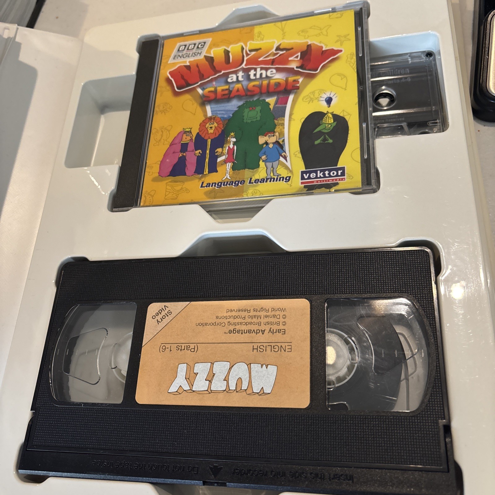 Muzzy The BBC Language Course For Children Spanish VHS And Cassette *READ*