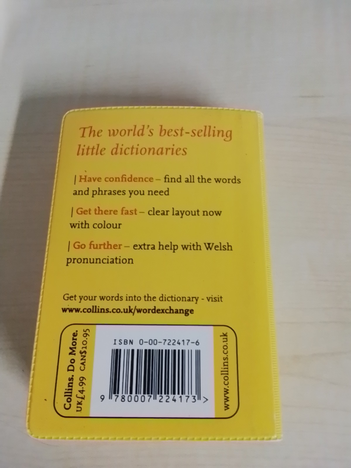 Collins Gem Welsh Dictionary (Collins Gem) Paperback Book