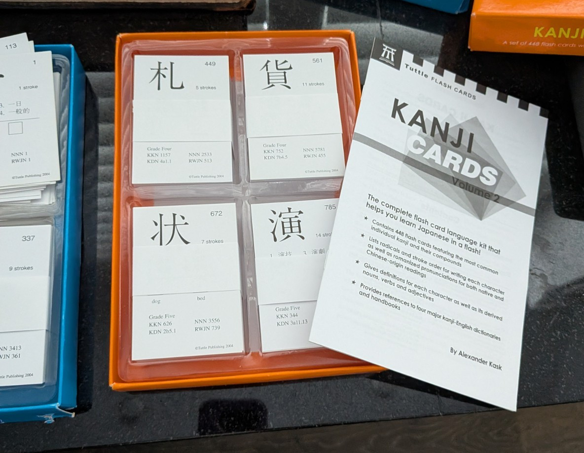 Tuttle Flash Cards Ser.: Japanese Kanji Cards Kits Volume 1 and 2