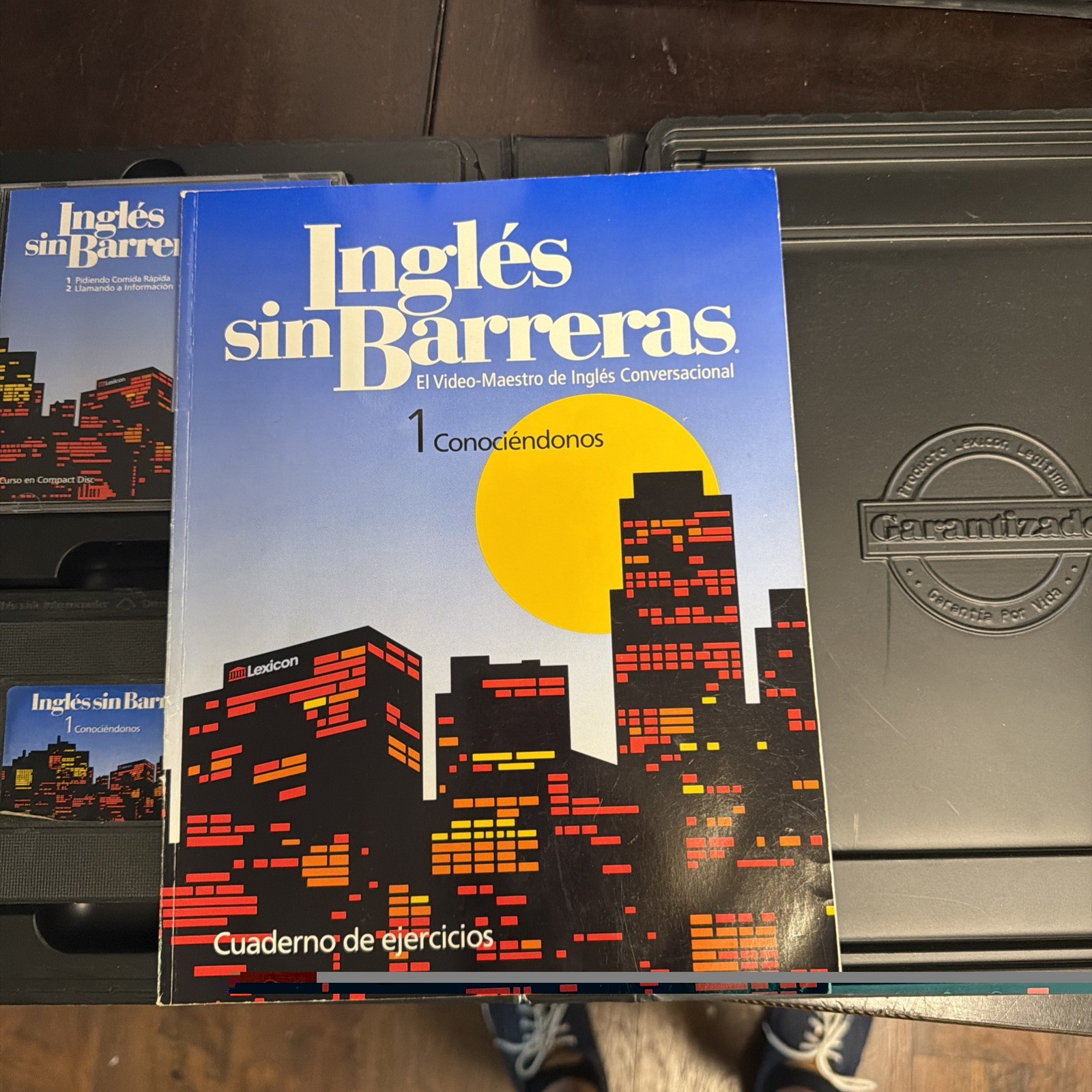 Ingles sin Barreras Vol 1-12 Near Complete: 11 Manuals, 12 Workbooks, 12 VHS.