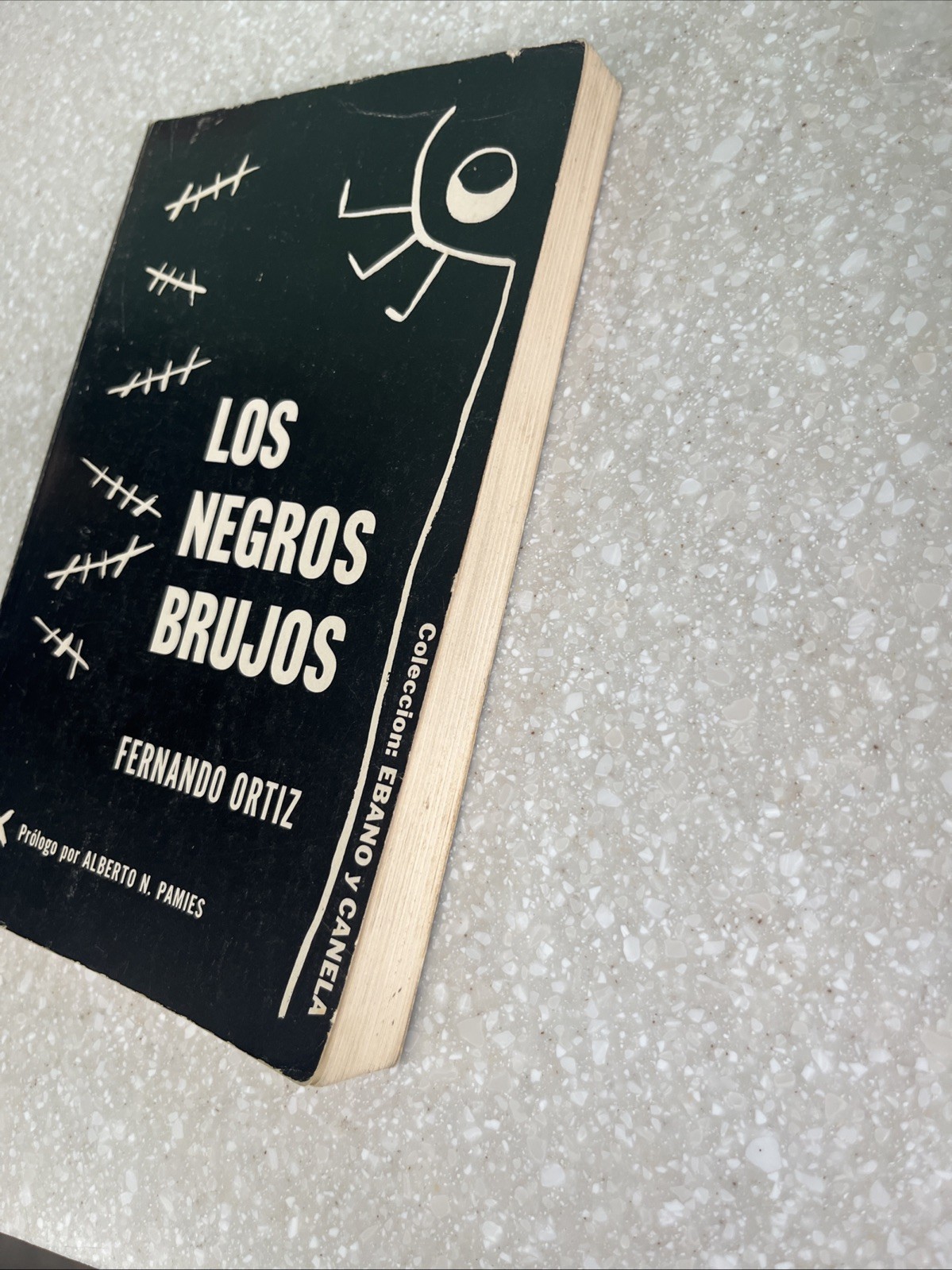 Los Negros Brujos (Spanish Edition) by Ortiz 1973