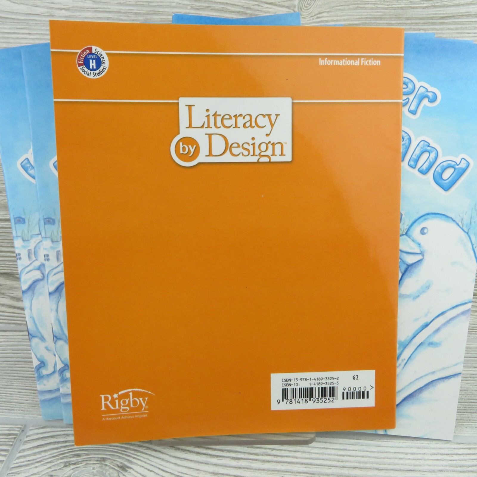 Rigby – A Winter Wonderland, by Leslie Arnott – Reading Level H – Lot of 8 Books