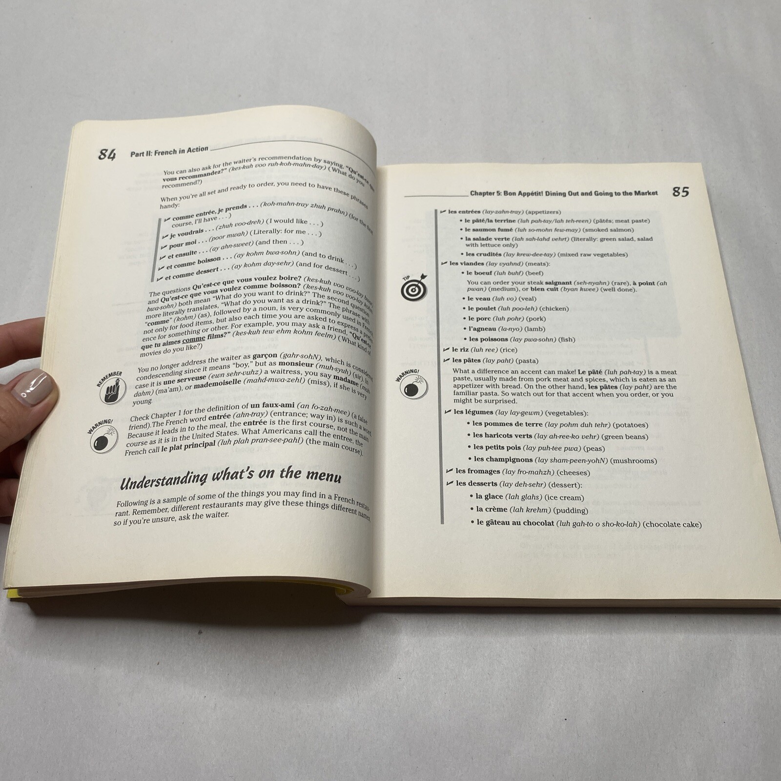 French for Dummies by Michelle M. Williams, Dodi-Katrin Schmidt and Dominique…