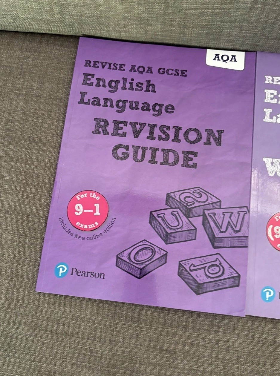 Revise AQA GCSE (9-1) English Language Revision Guide: with FREE online edition