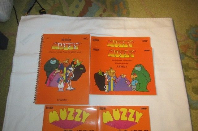 Lot of BBC Muzzy Spanish Course Books LEVEL I & II