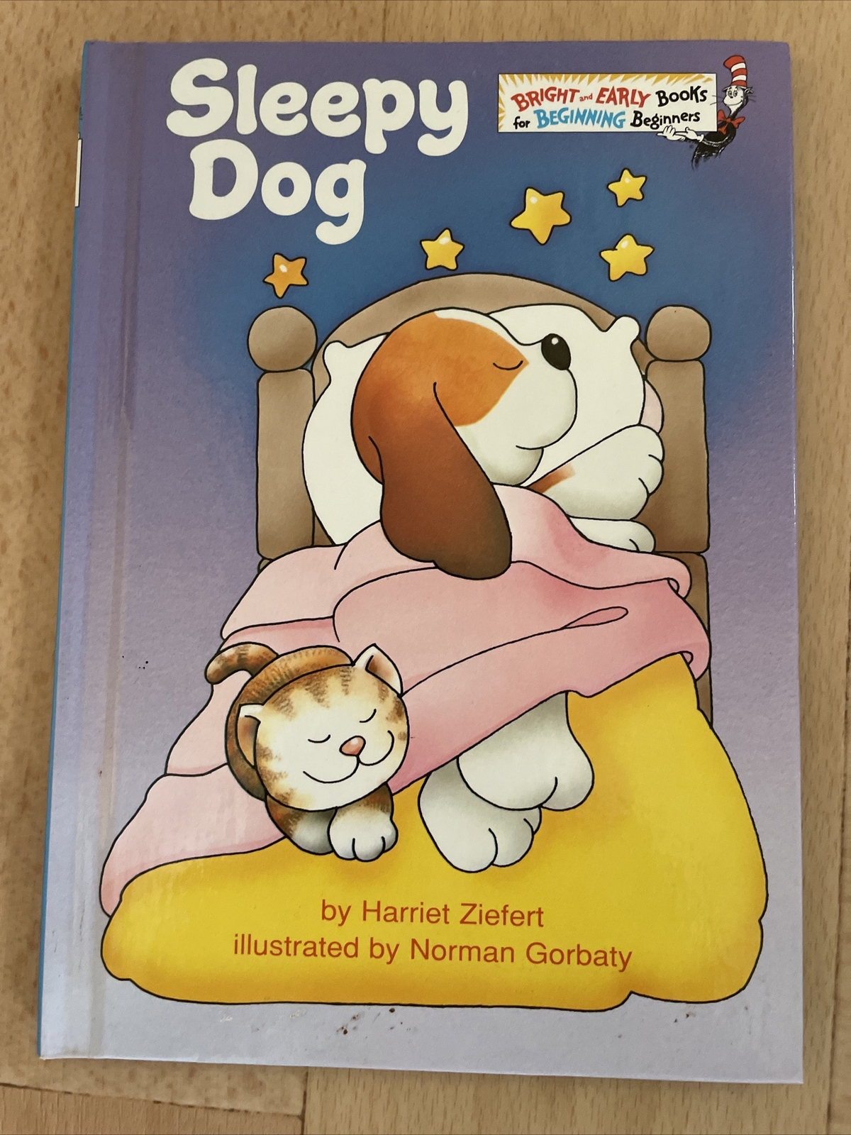 BEGINNER BOOKS, HARRIET ZIEFERT, SLEEPY DOG. HARDCOVER. VGC. 1984