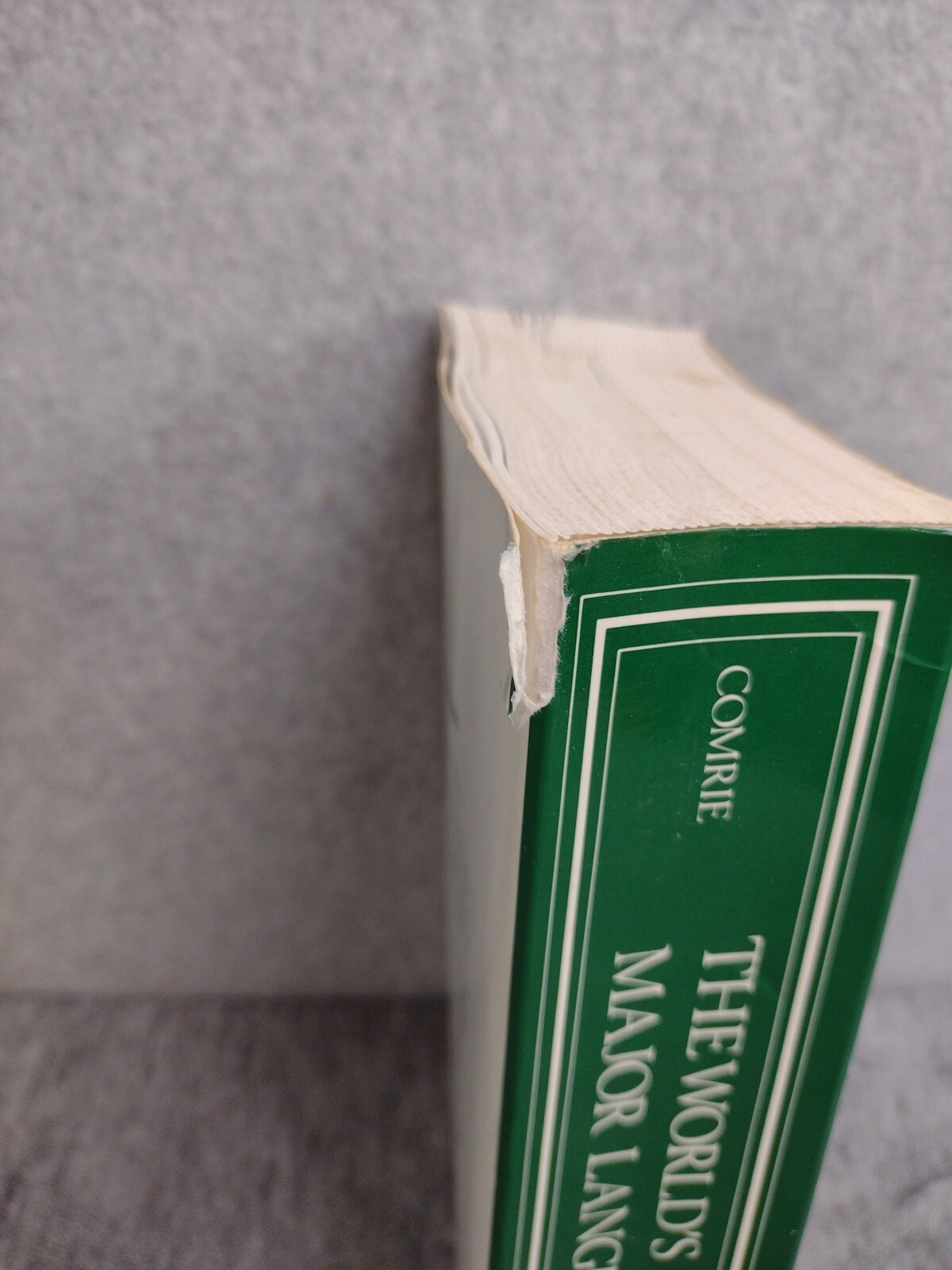 Bernard Comrie 1990 Trade Paperback : The World’s Major Languages Reprint