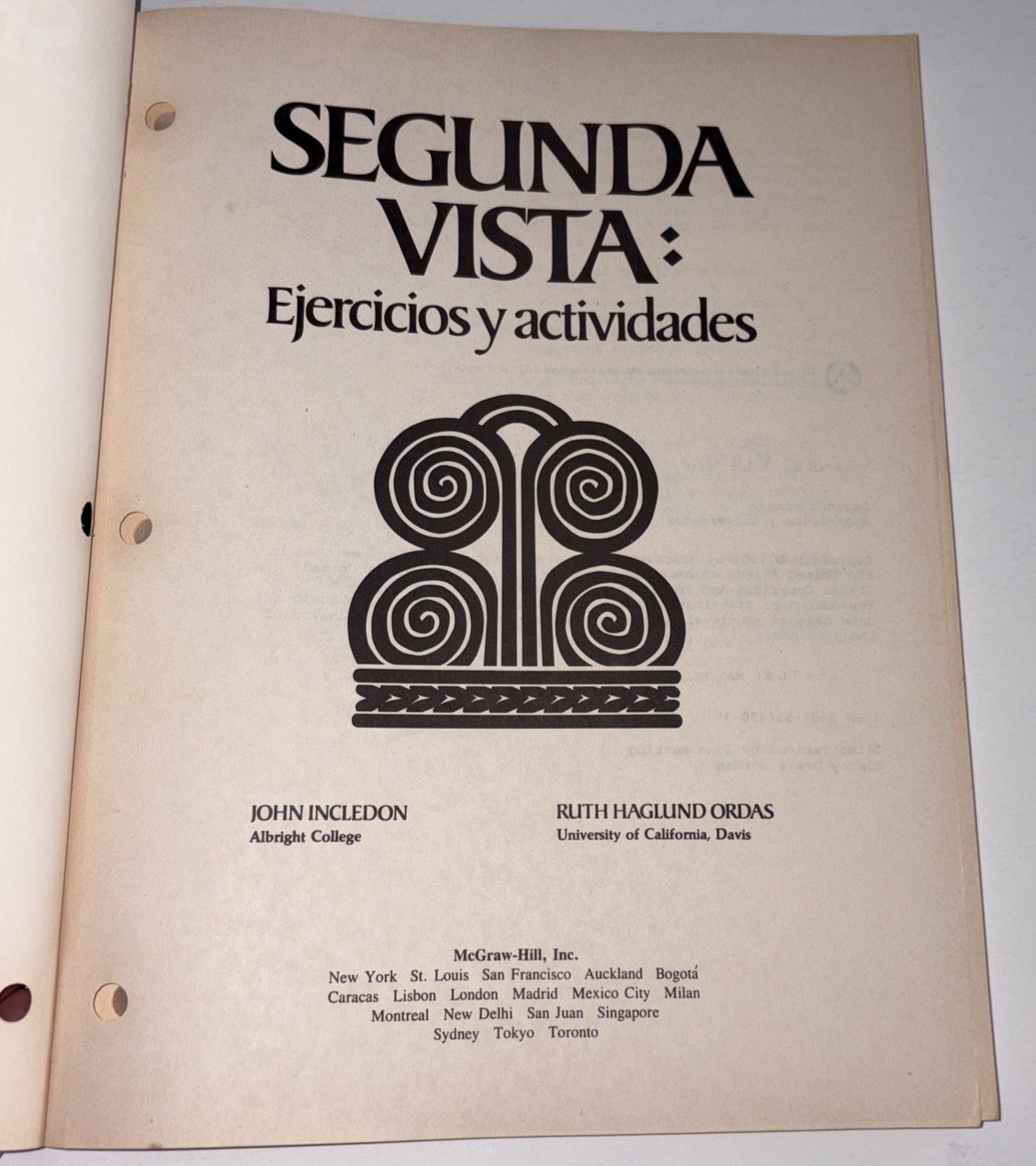 Segunda Vista: 2 Book Set: Grammar Review And Activity Workbook