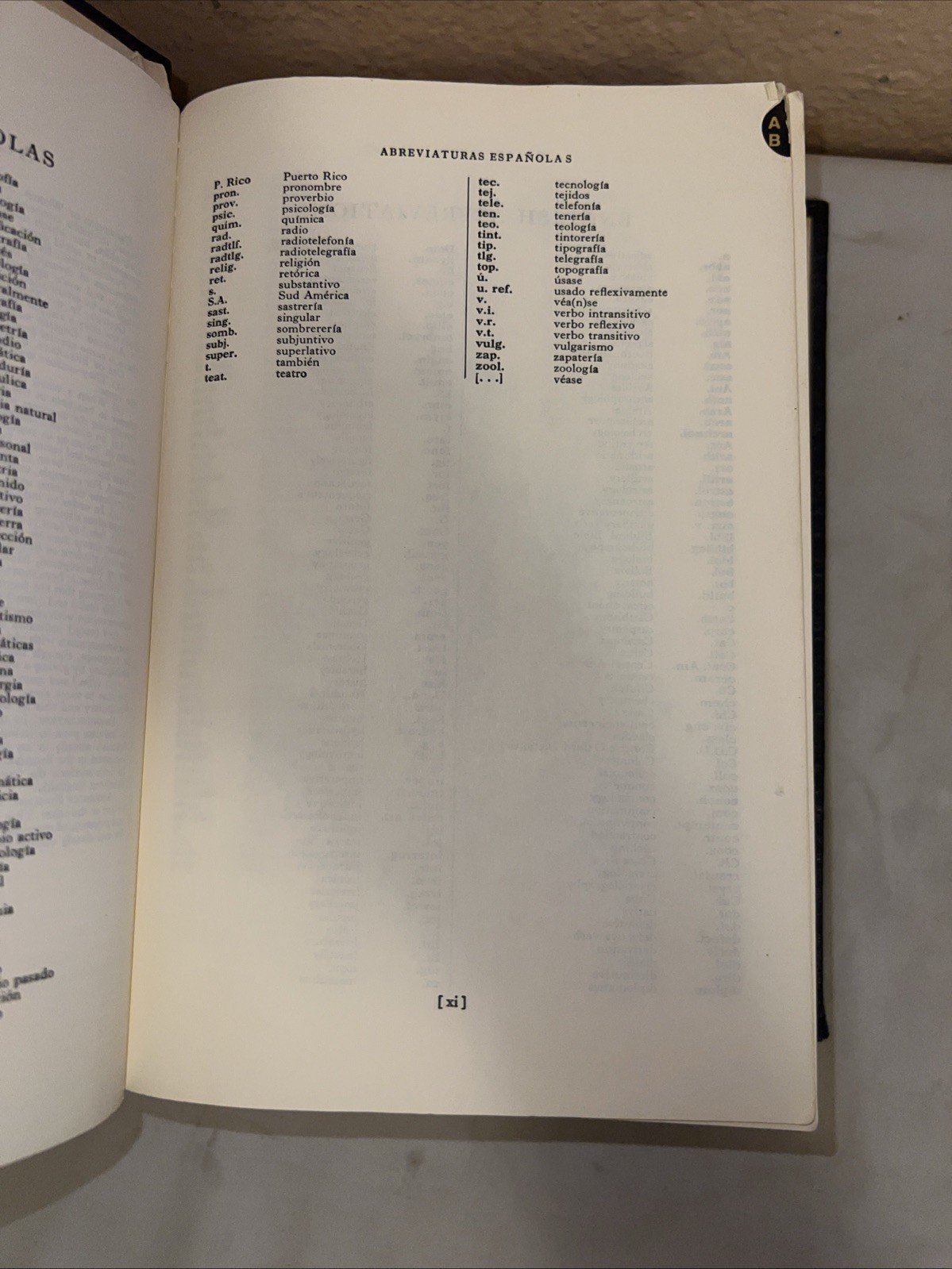 Cassells Spanish-English, English-Spanish Dictionary – Hardcover – 1968 Vintage