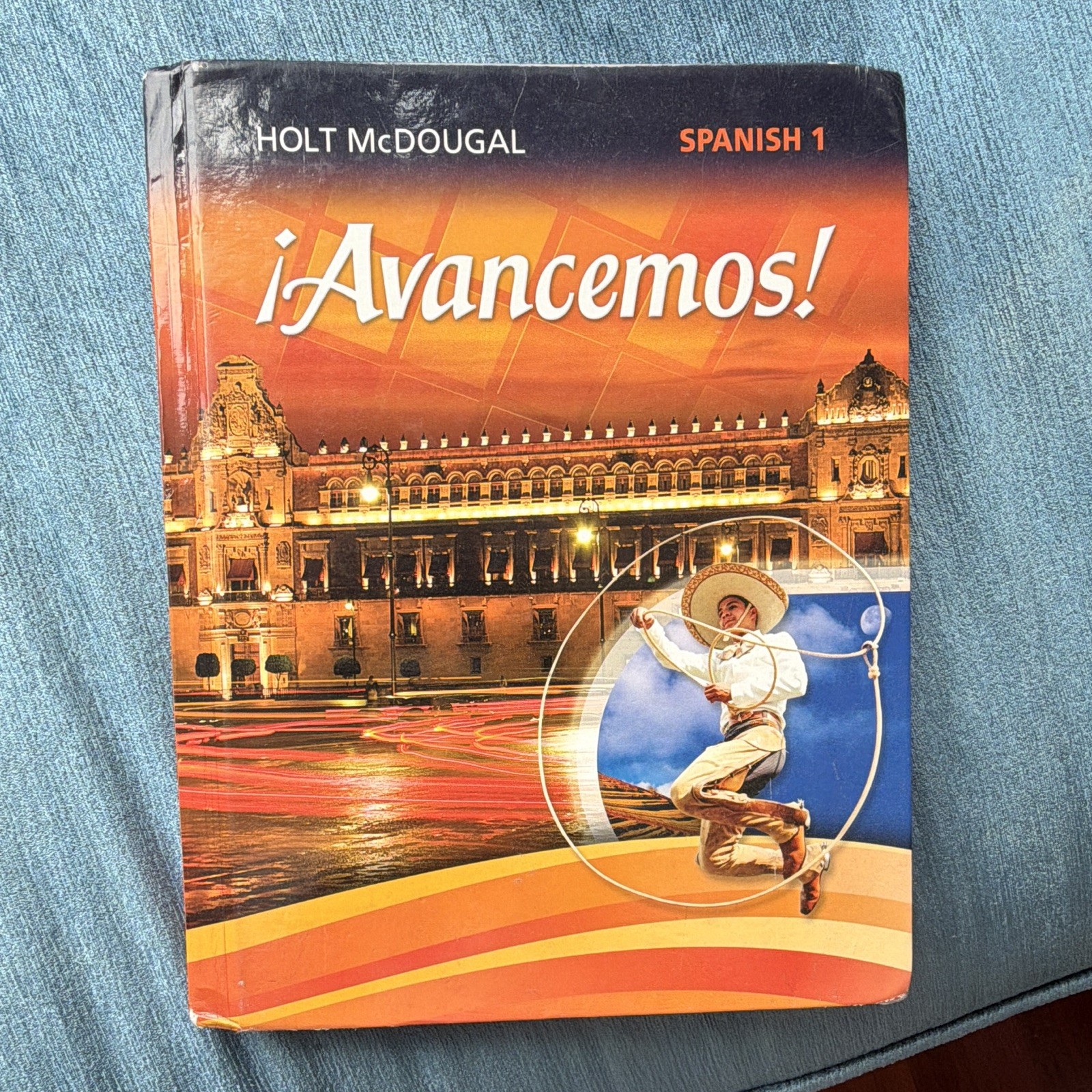 Holt McDougal ¡Avancemos! Spanish 1 Textbook Book (Spanish Language)