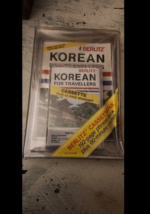 Berlitz Korean for Travellers Phrase Book And Cassette SEALED Berlitz Guides