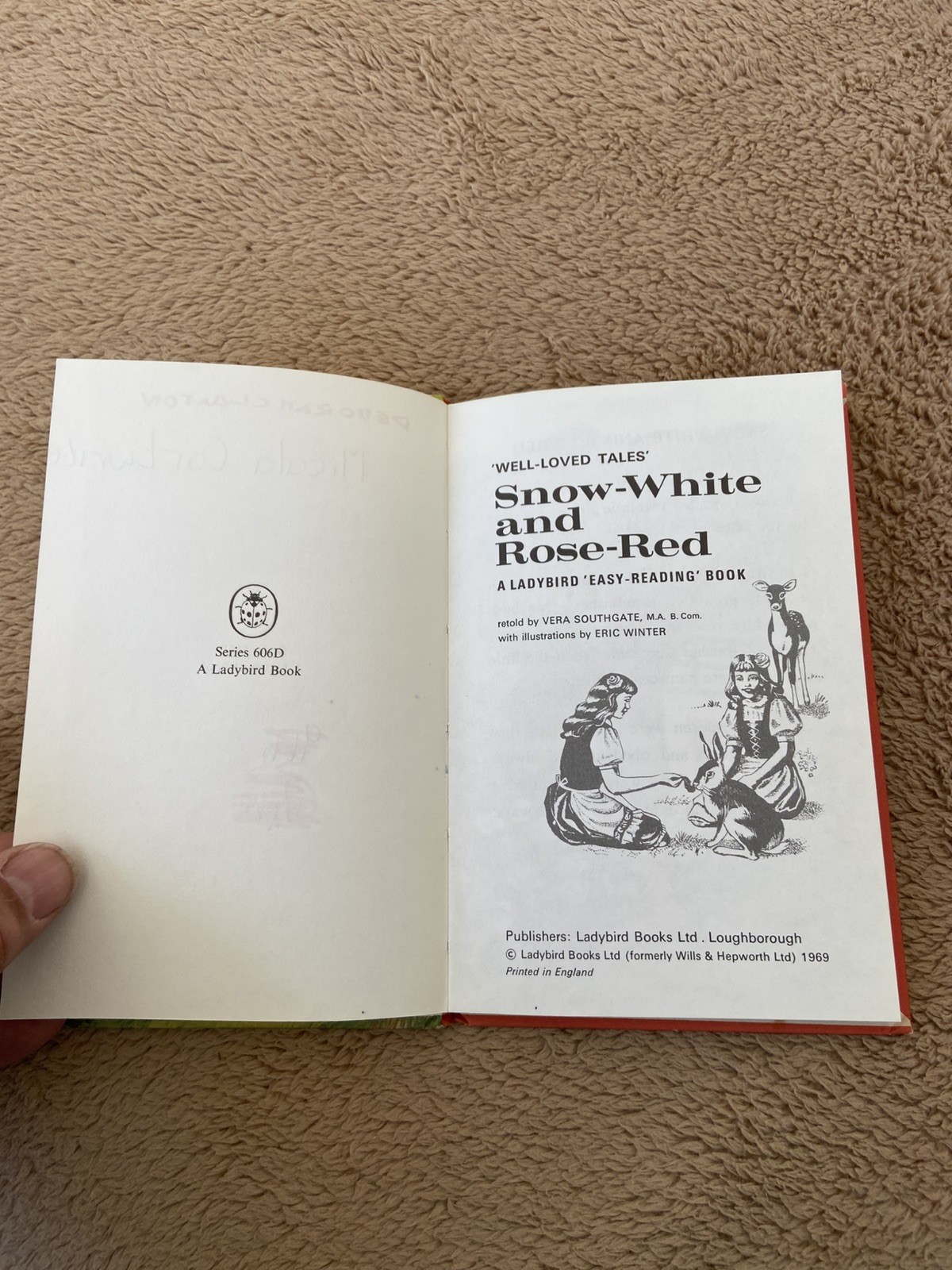 LADYBIRD BOOK – Well Loved Tales: Snow White and Rose Red 15p 606d WLT