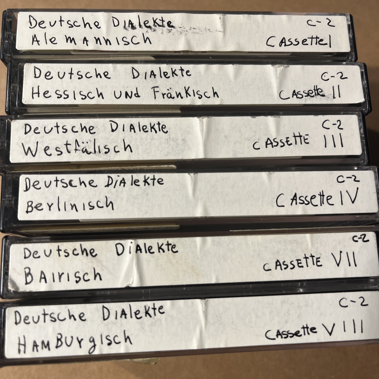 Deustsche Dialekte Cassettes 1 ~ 4 7 & 8 ( 6 in total )