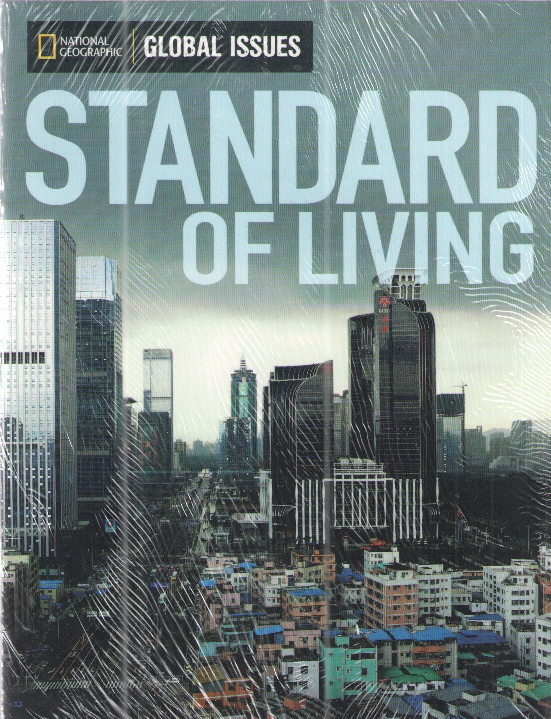 Standard of Living: Global Issues (above level), 6-pack 1st Edition