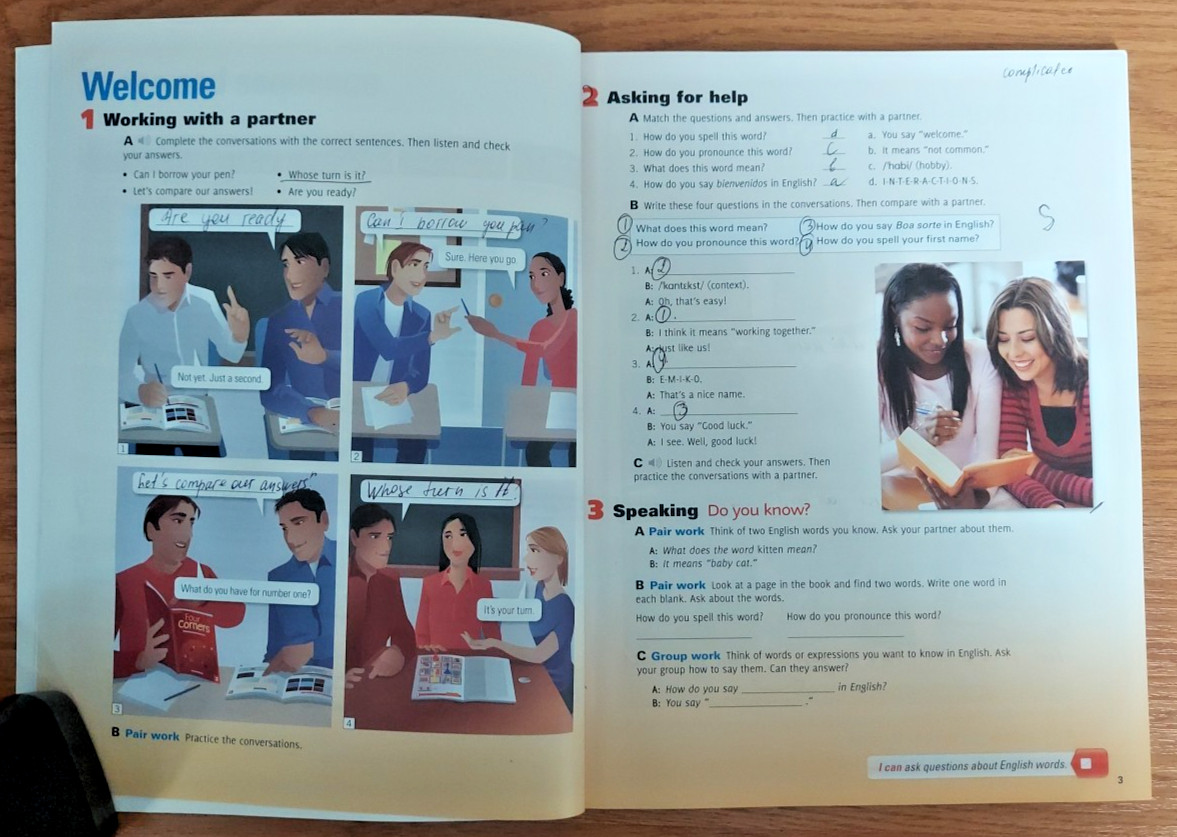 Four Corners Student’s Book 2A 2B by Jack C. Richards David Bohlke CD with video