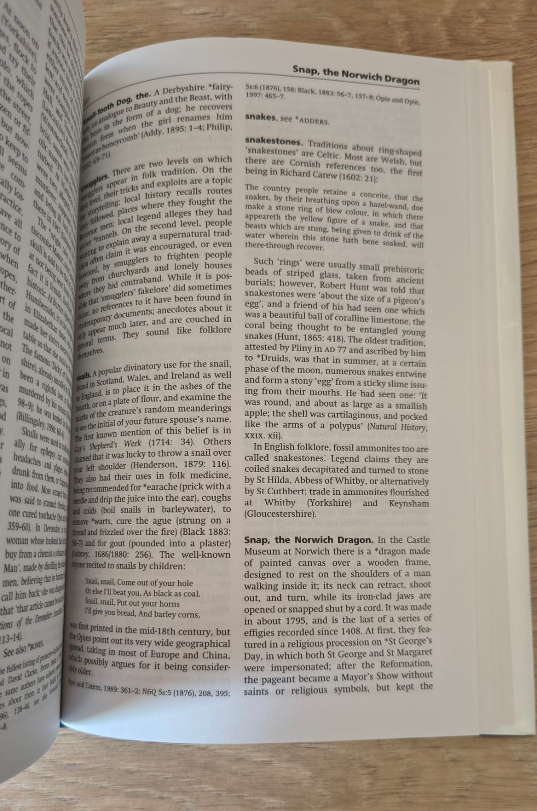A Dictionary of English Folklore, Oxford 2000 Hardcover Edition, Simpson & Roud