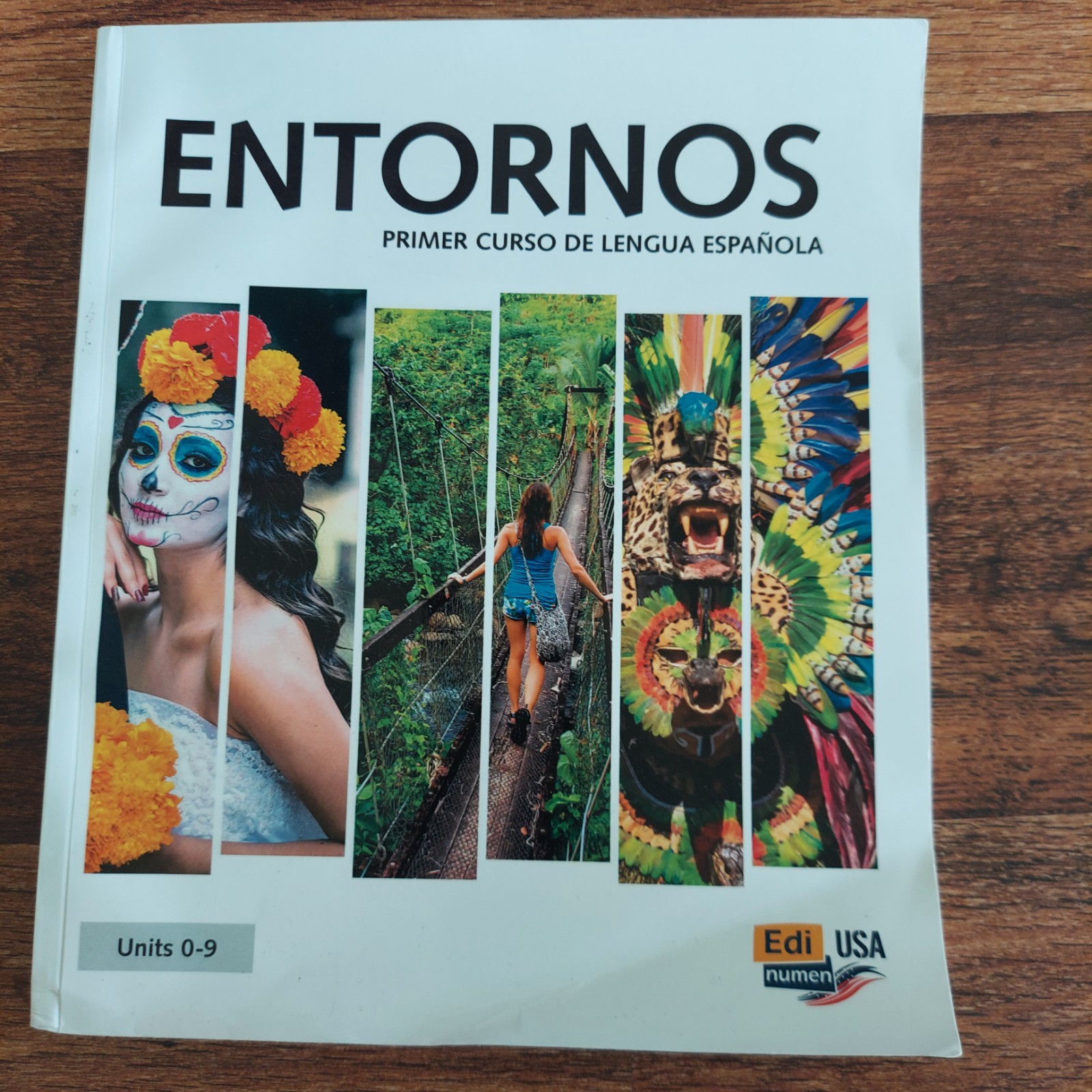 Used Entornos Primer Curso De Lengua Española Units 0-9 WorkbookOnline Code Used