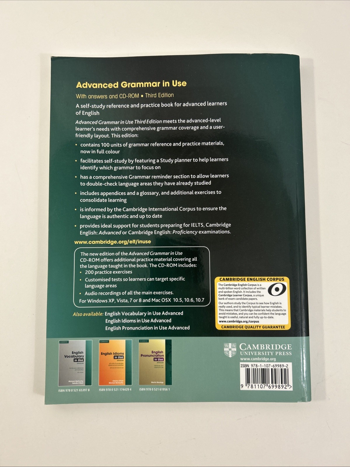 Advanced Grammar in Use Book with Answers and CD-ROM: A Self-Study Reference