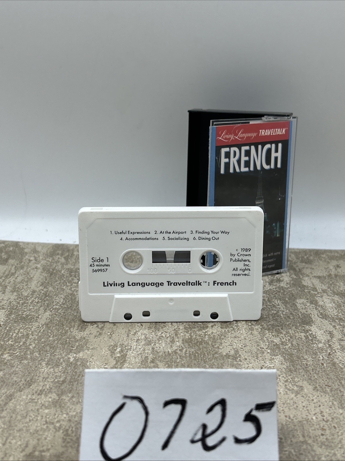 Fodor’s Living Language French Phrase book/Dictionary 1st Edition – W/ CASSETTE