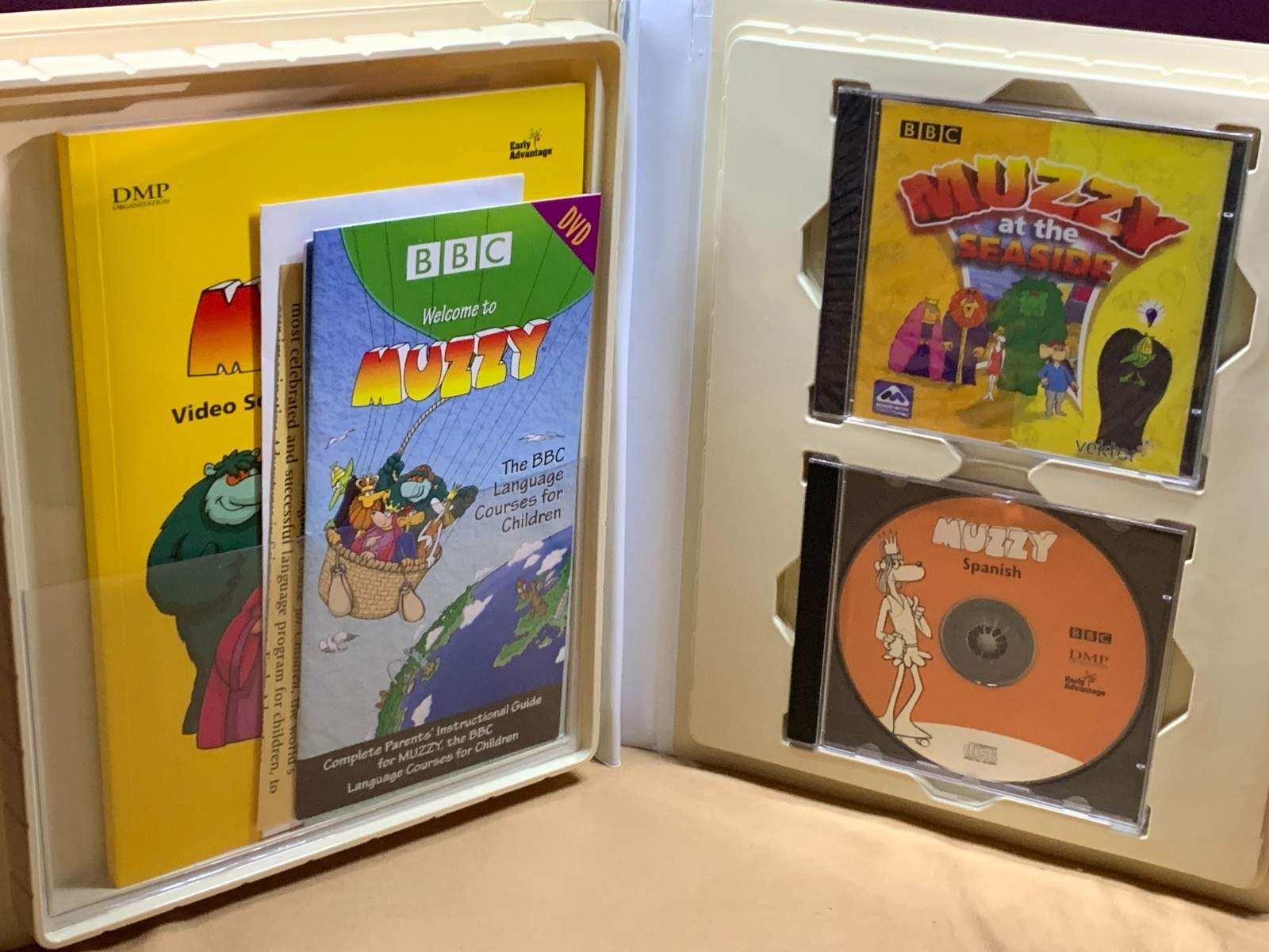 BBC “MUZZY” SPANISH LANGUAGE COURSE FOR CHILDREN OR EVEN ADULTS/ BOOKETS & CD’S