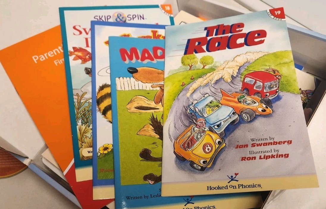 HOOKED ON PHONICS LEARN TO READ FIRST GRADE EDITION COMPREHENSIVE PROGRAM 6-7