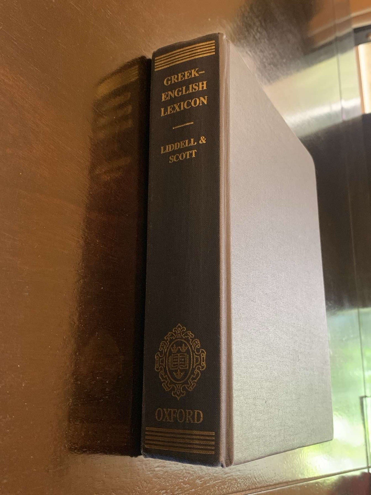A Greek-English Lexicon by R. Scott, H. G. Liddell Roderick McKenzie Oxford 1996