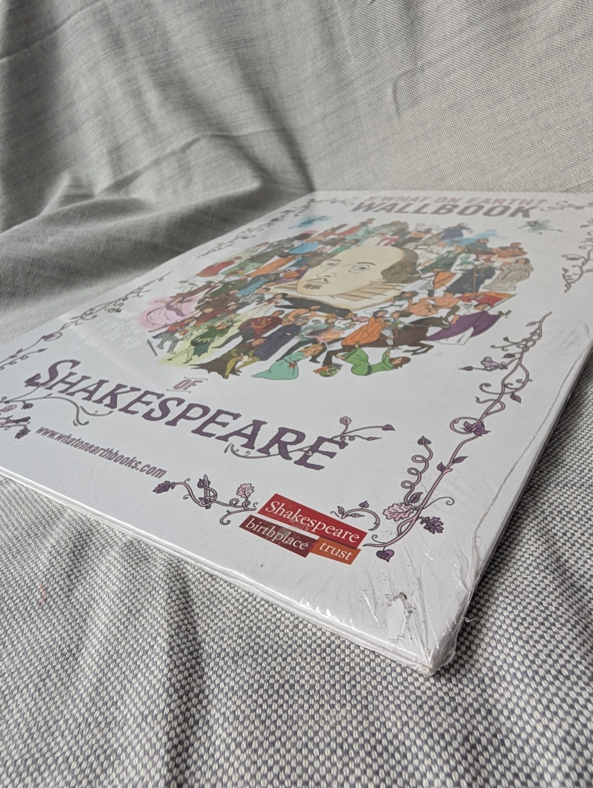 The What on Earth? Wallbook of Shakespeare: A T… by Christopher Lloyd Hardback