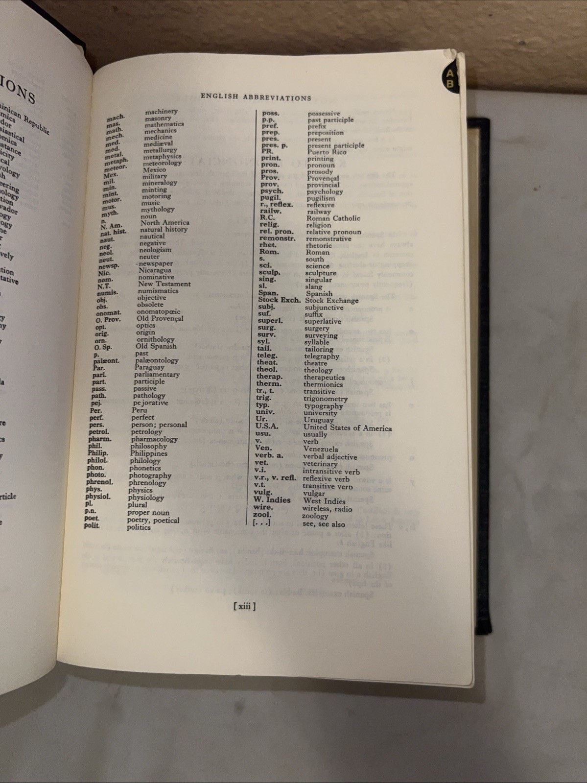 Cassells Spanish-English, English-Spanish Dictionary – Hardcover – 1968 Vintage