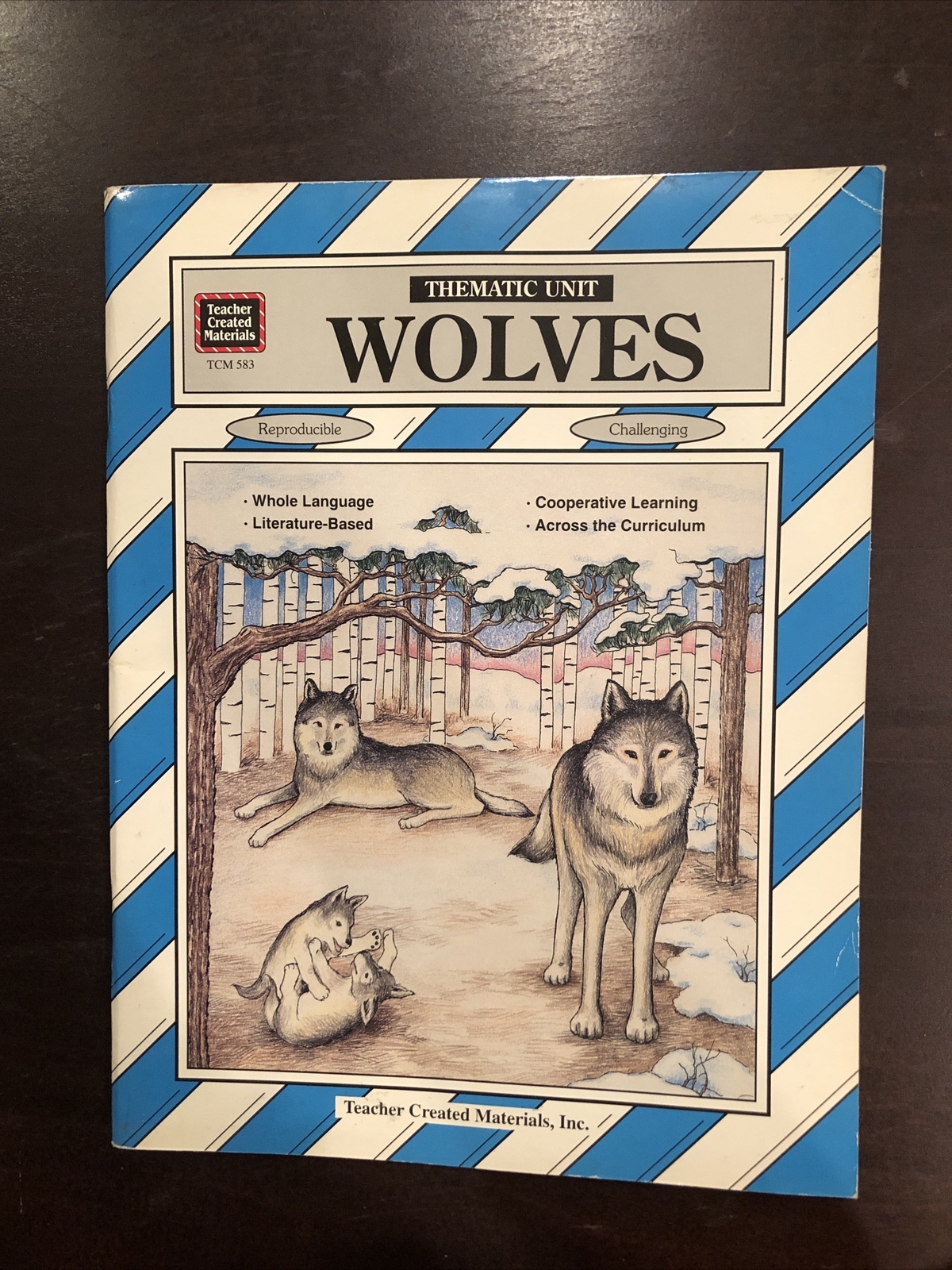 Thematic Units Ser.: Wolves Thematic Unit by Linda J. Larsen (1994, Trade…