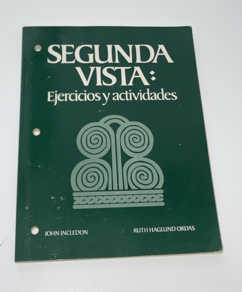 Segunda Vista: 2 Book Set: Grammar Review And Activity Workbook