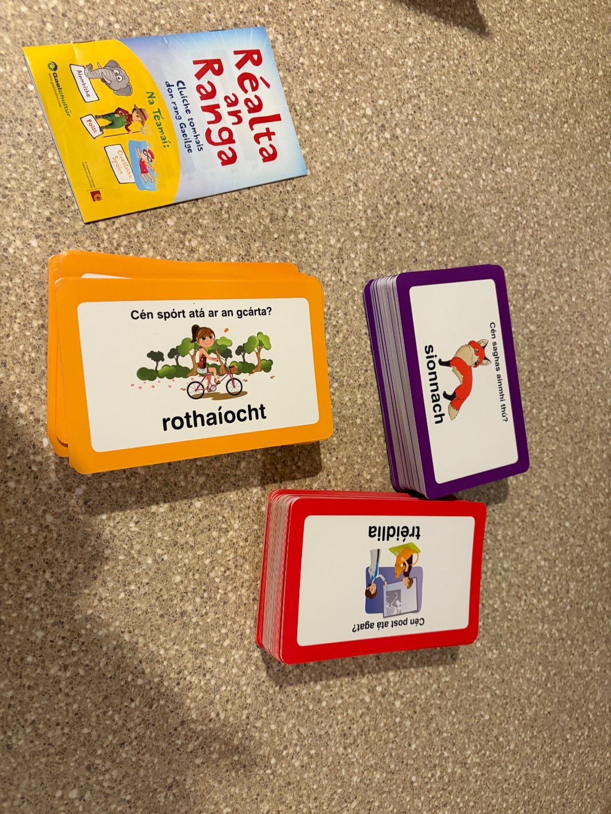 Realta an Ran Gaelic Language Study Cards (Language Flash Cards)