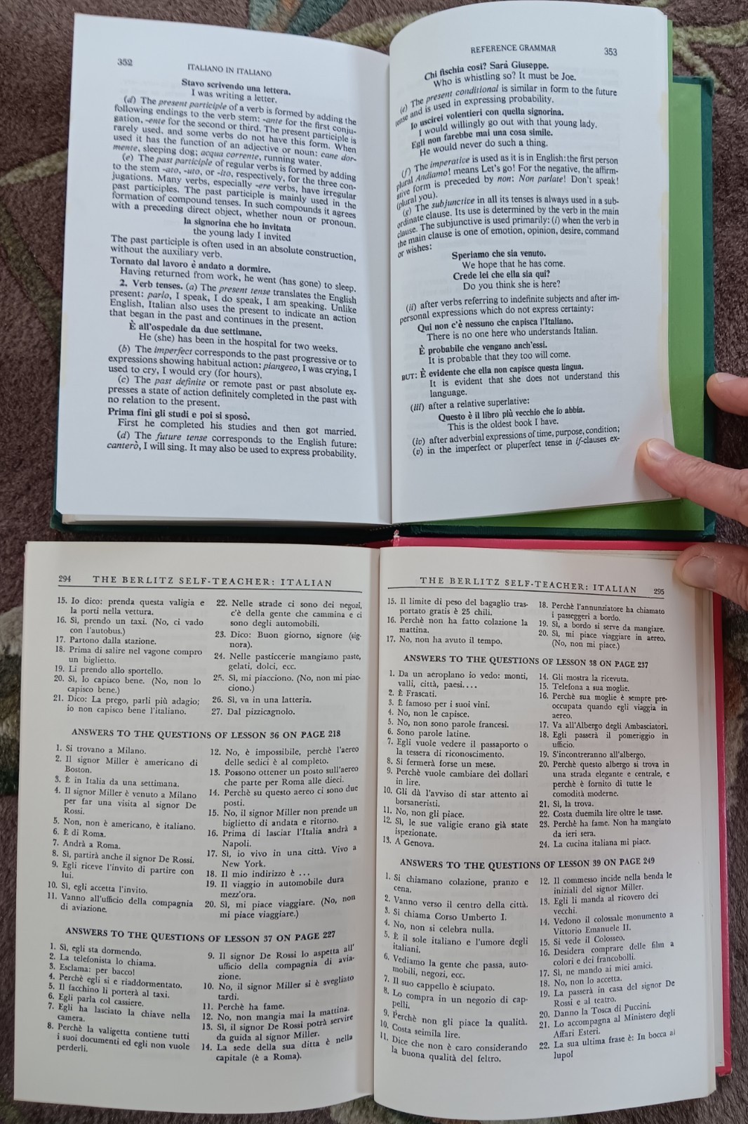 Learn To Speak Italian 2 Books Berlitz & Cortina Methods VTG HB Former Library