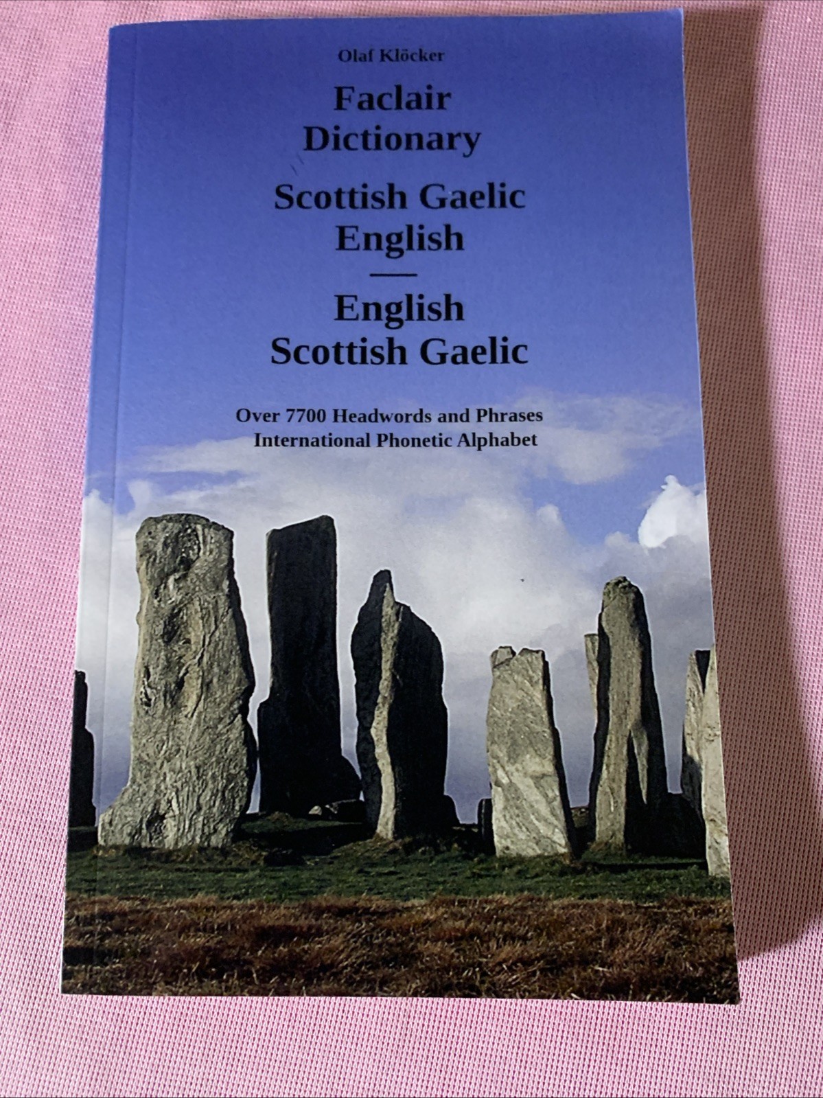 Faclair Dictionary Scottish Gaelic – English / English – Scottish Gaelic by Olaf