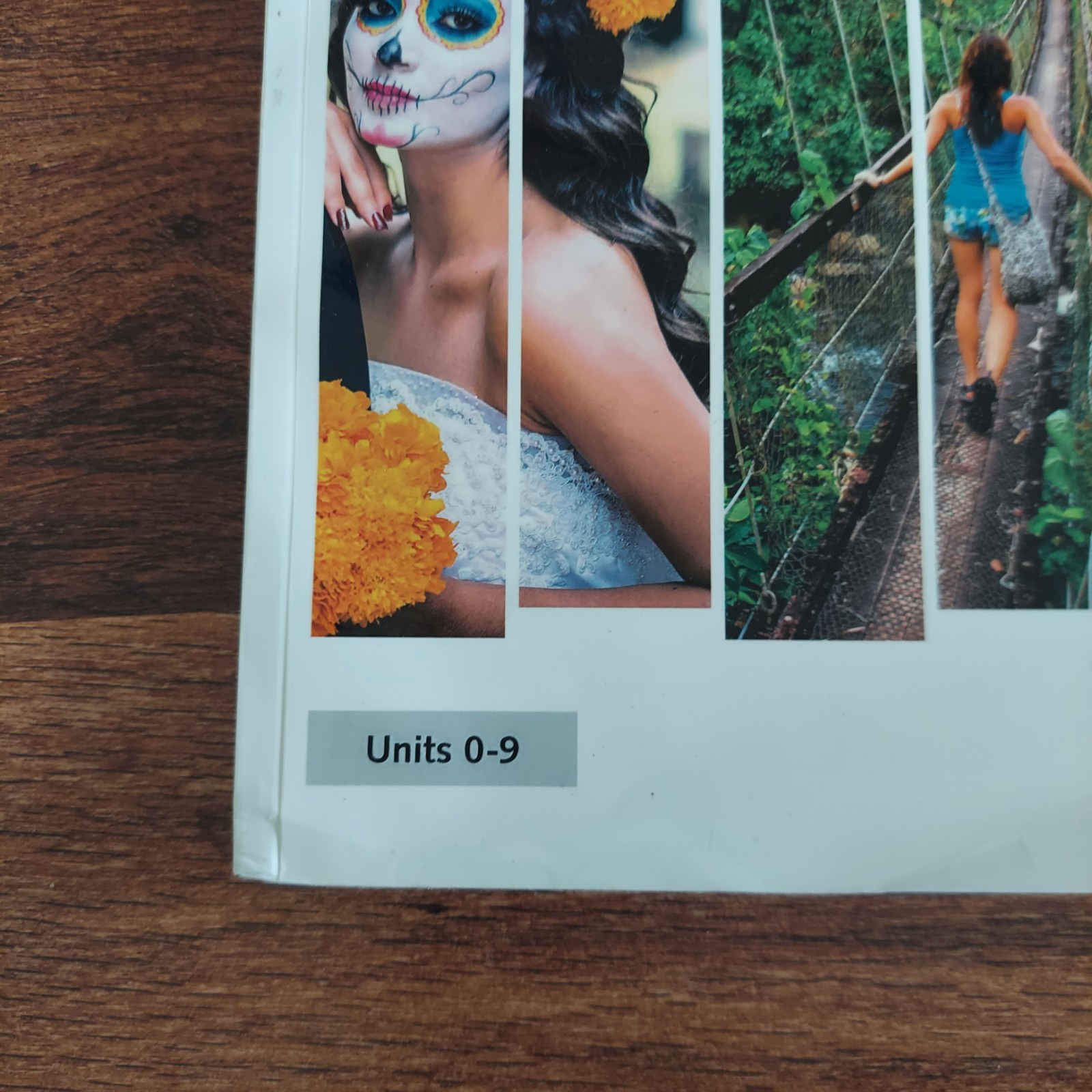 Used Entornos Primer Curso De Lengua Española Units 0-9 WorkbookOnline Code Used