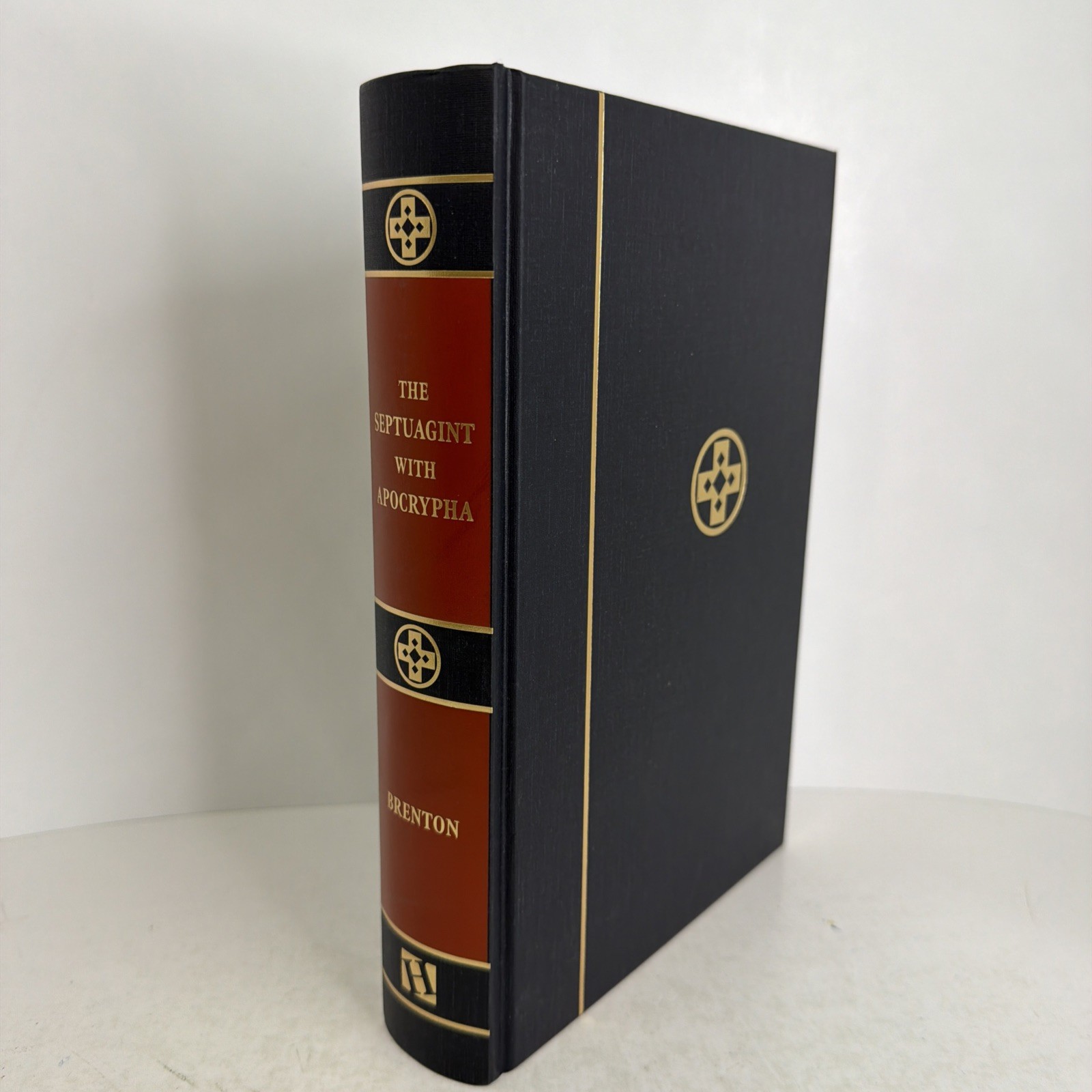 The Septuagint with Apocrypha: Greek and English – 2025 Hardcover – Excellent