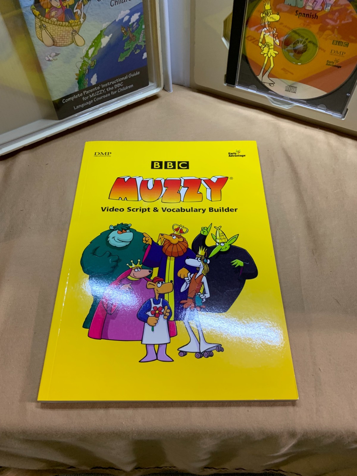 BBC “MUZZY” SPANISH LANGUAGE COURSE FOR CHILDREN OR EVEN ADULTS/ BOOKETS & CD’S