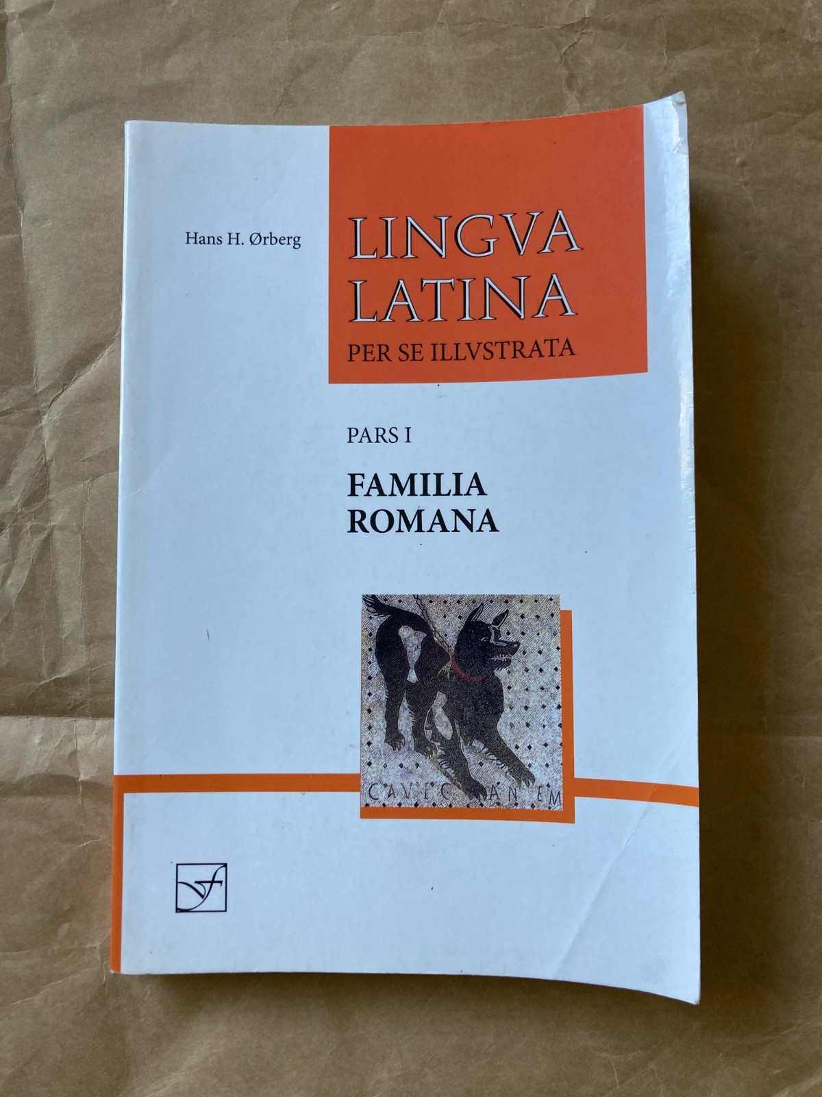 Lingua Latina per se Illustrata, Pars I: Familia Romana – Lot