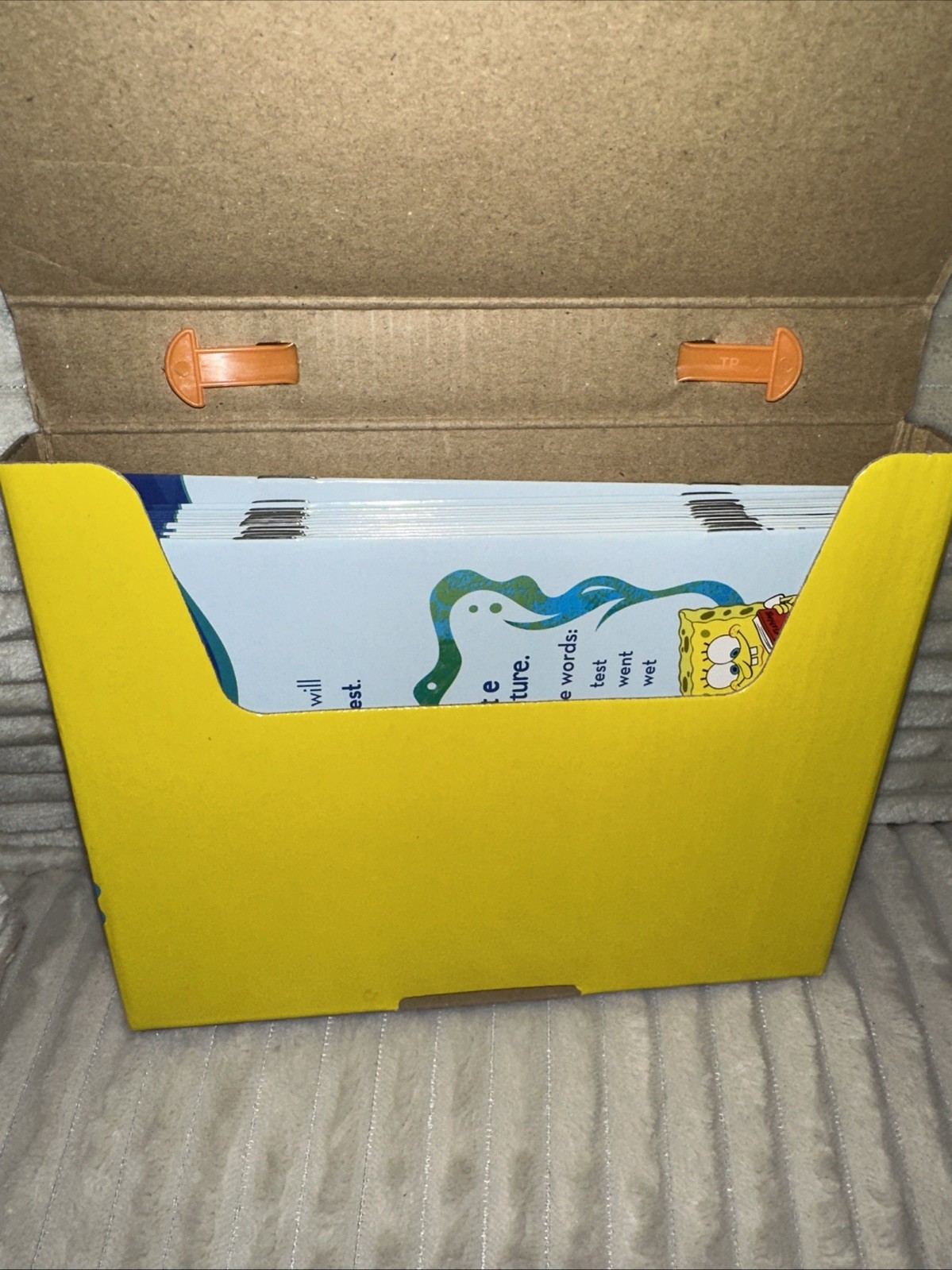 SCHOLASTICS LEARN TO READ WITH SPONGEBOB A PHONICS READING PROGRAM