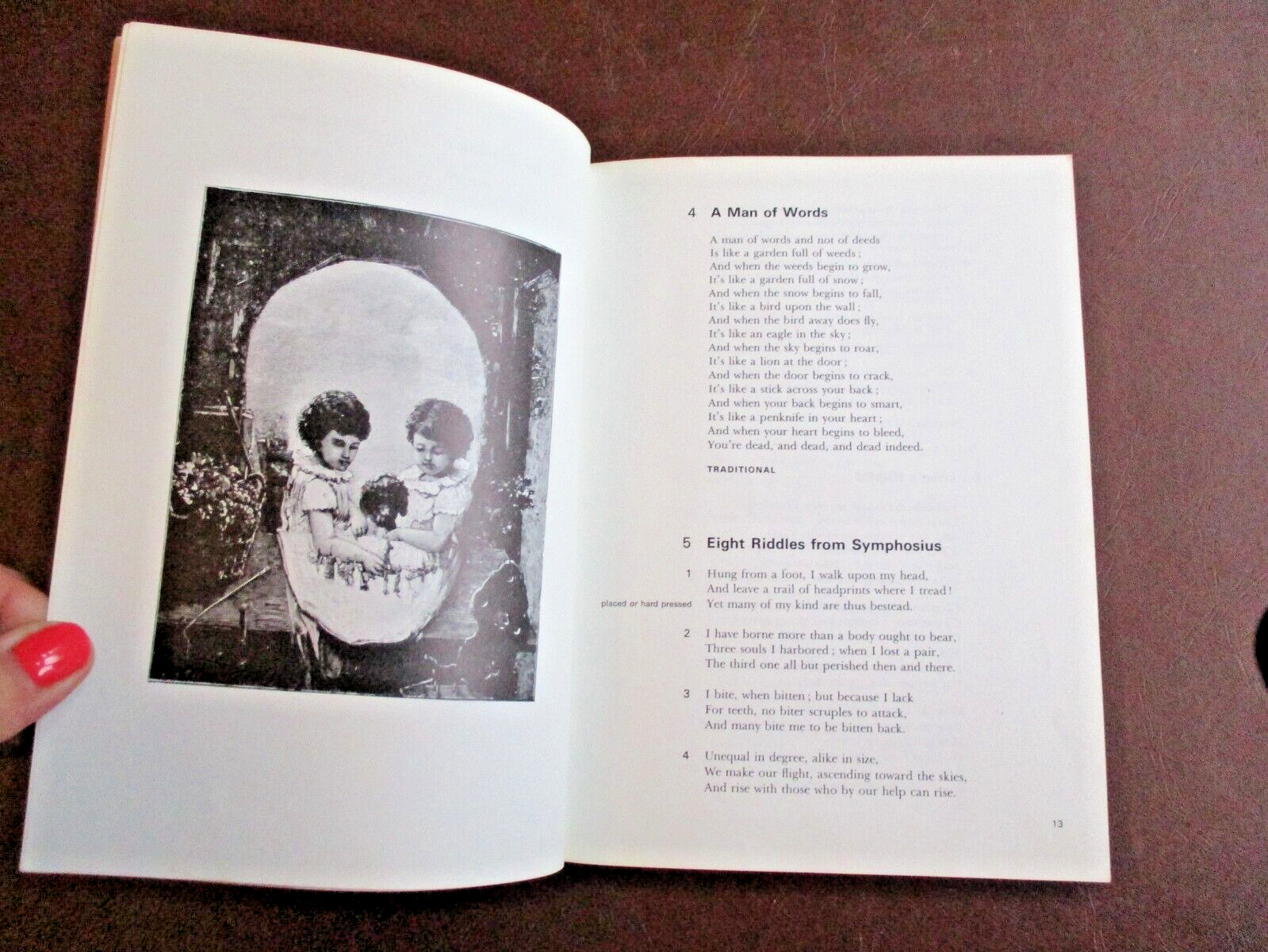 Voices: Book 1 An Anthology of Poetry and Prose Summerfield Geoffrey Paperback