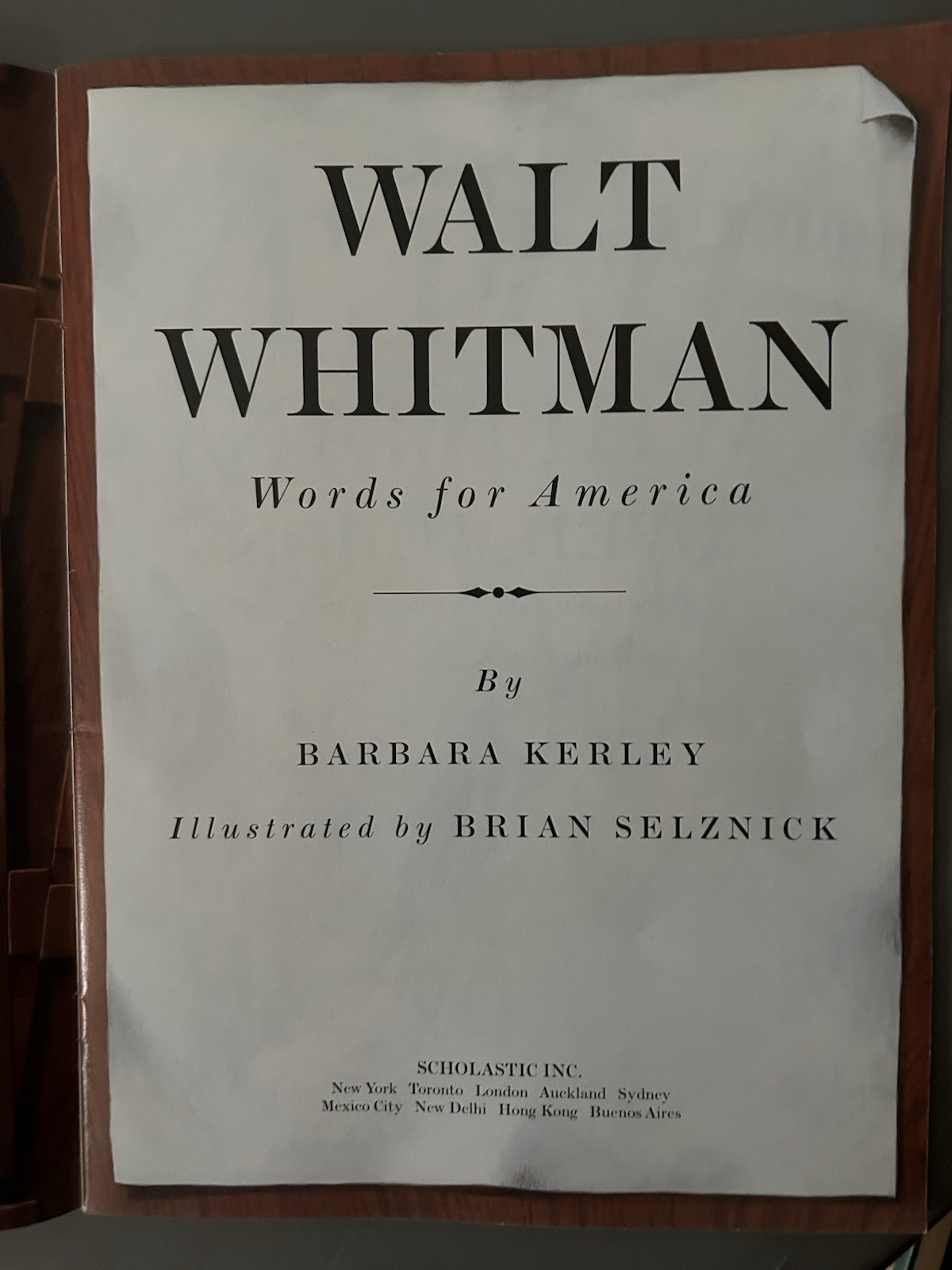 #761 Walt Whitman Words for America Scholastic By Barbara Kerley