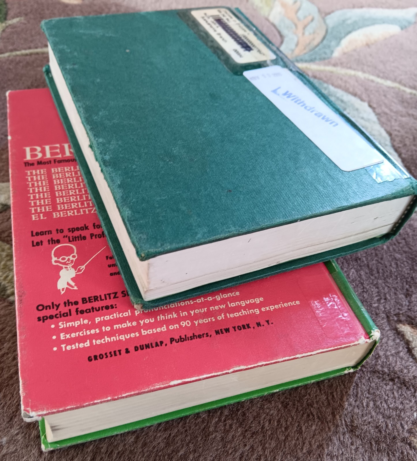 Learn To Speak Italian 2 Books Berlitz & Cortina Methods VTG HB Former Library