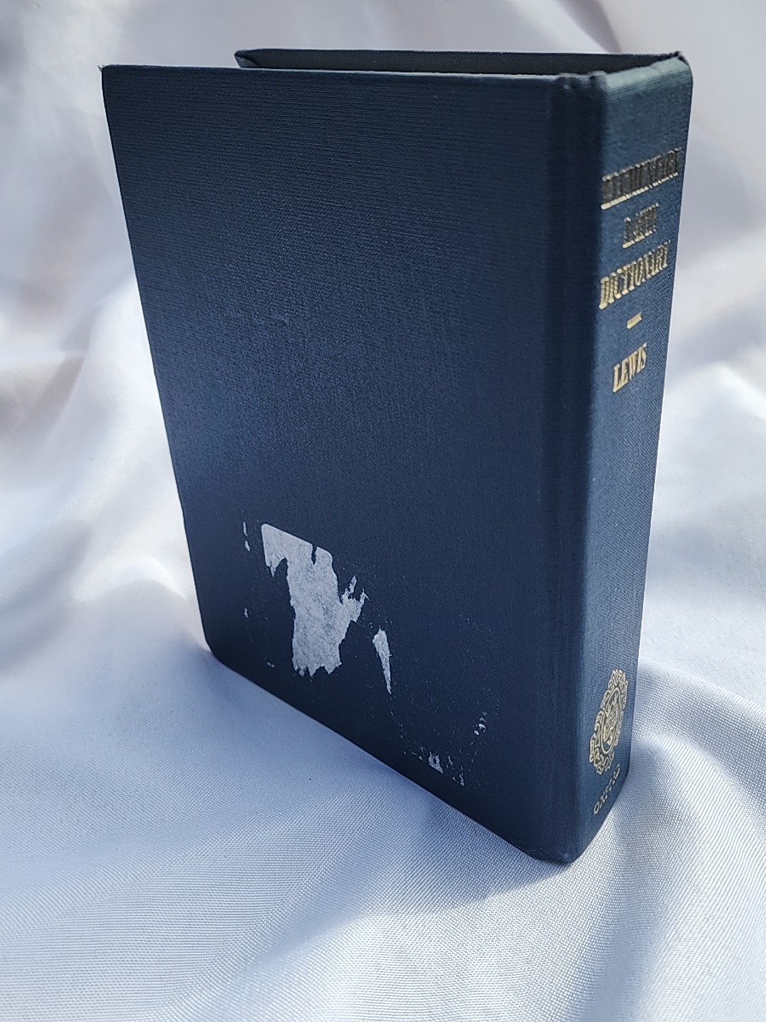 Elementary Latin Dictionary Oxford Lewis 1995 Hardcover Used