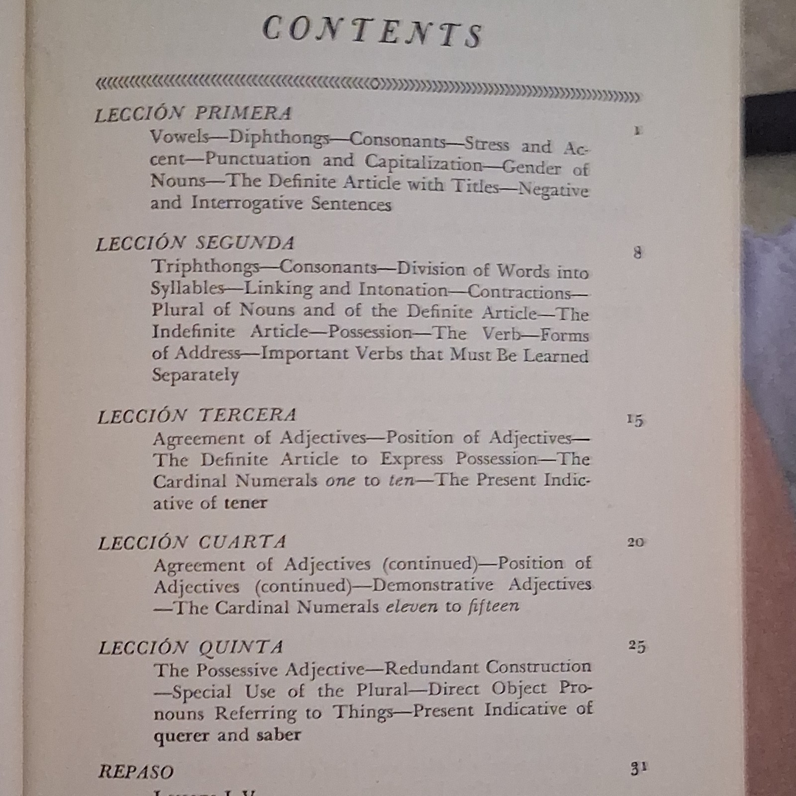 Basic Oral Spanish by Joseph W. Barlow, Appleton-Century-Crofts, 1947, Hardcover