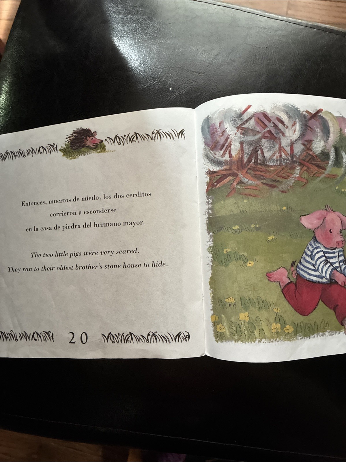 SPANISH & ENGLISH Childrens Book With Audio CD -LOS TRES CERDITOS 3 Little Pigs