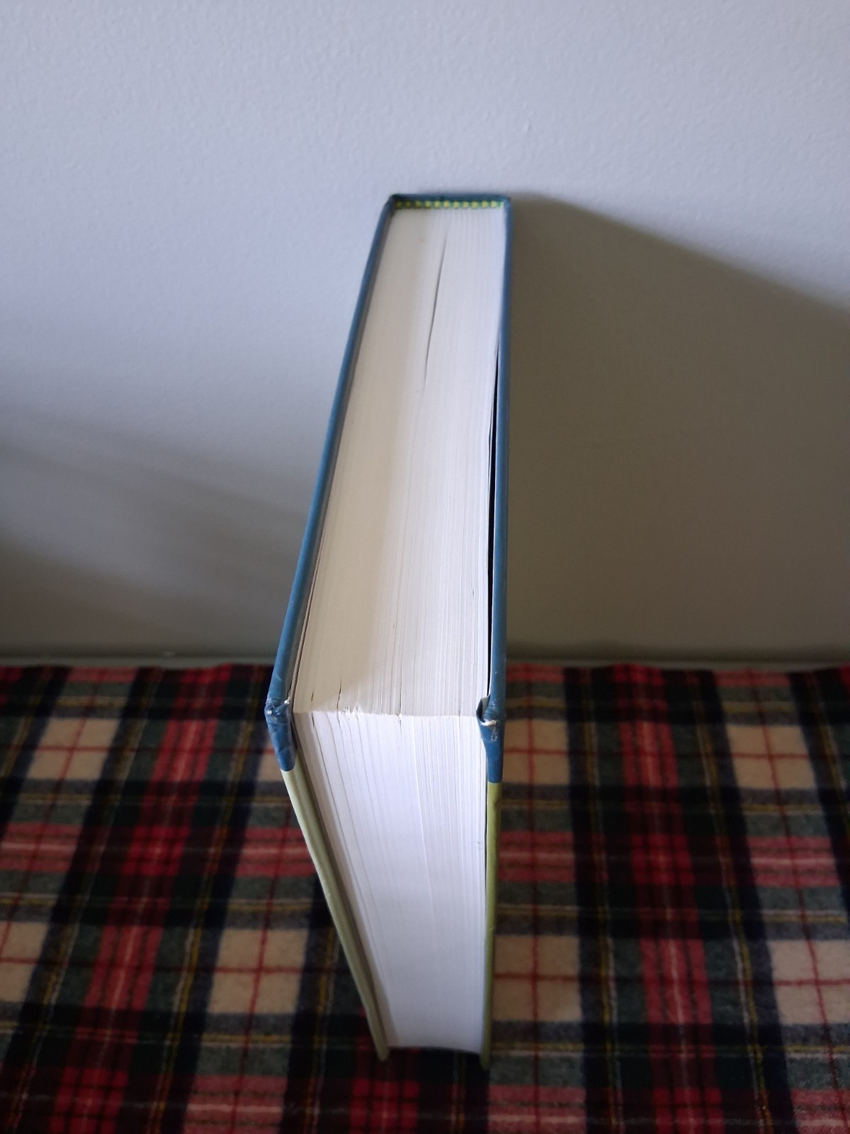 Russian-English Dictionary of Idioms, Revised Edition by Sophia Lubensky